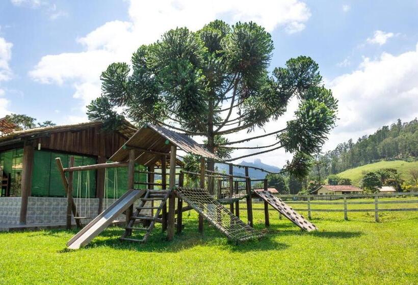 ユースホステル Pousada Casa Verde Baú