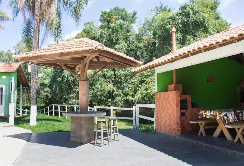 ユースホステル Pousada Casa Verde Baú