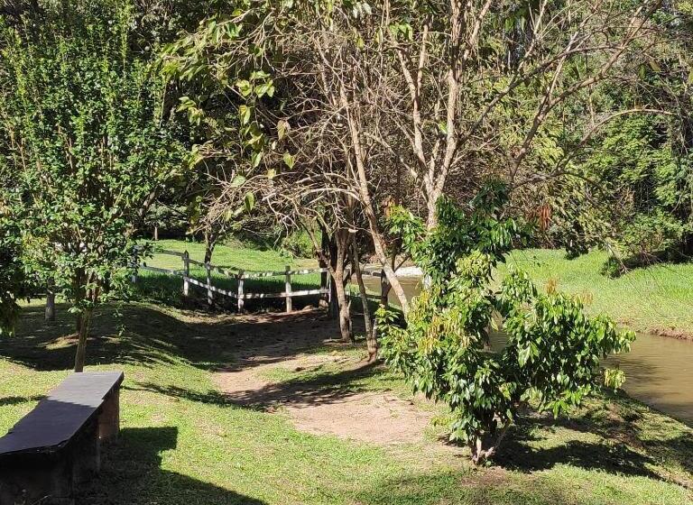 ユースホステル Pousada Casa Verde Baú