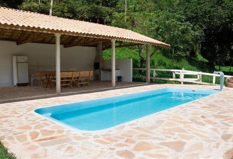 ユースホステル Pousada Casa Verde Baú