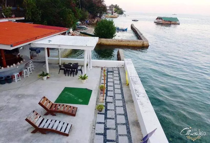 Anglers Hub Resort Affordable Hostel