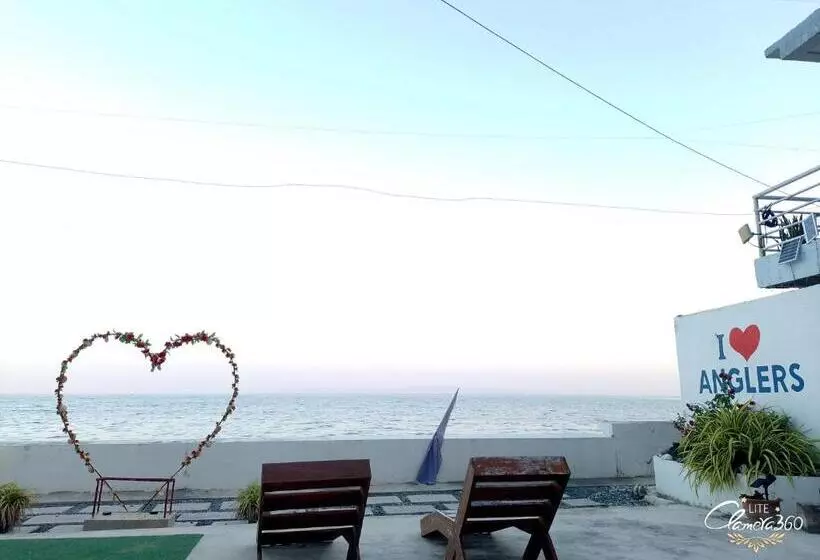 Anglers Hub Resort Affordable Hostel