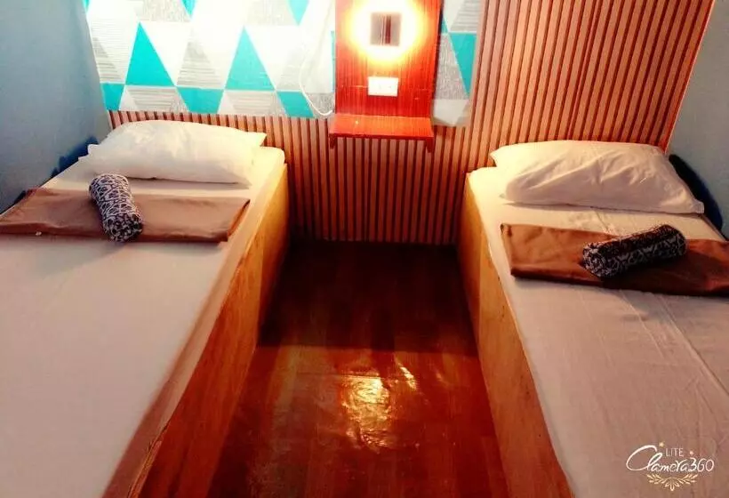 Anglers Hub Resort Affordable Hostel