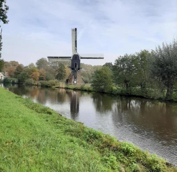 مبيت وإفطار Het Koekoeksnest Nieuwegein