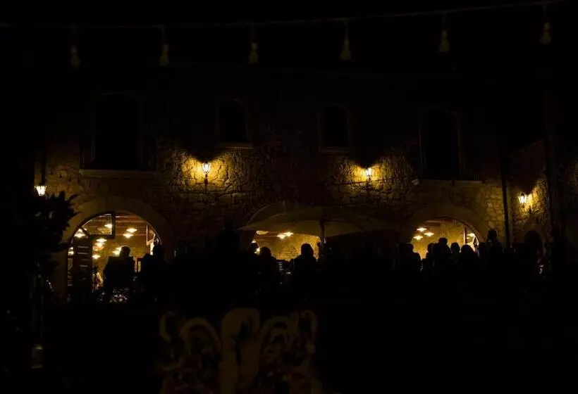 Aamiaismajoitus (B&B) Le Conche Country House