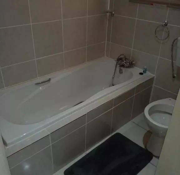 Aamiaismajoitus (B&B) Revival Guest House