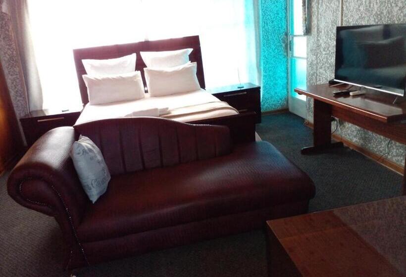 צימר Revival Guest House