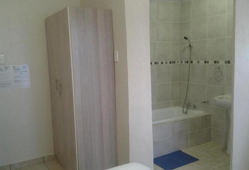 צימר Revival Guest House