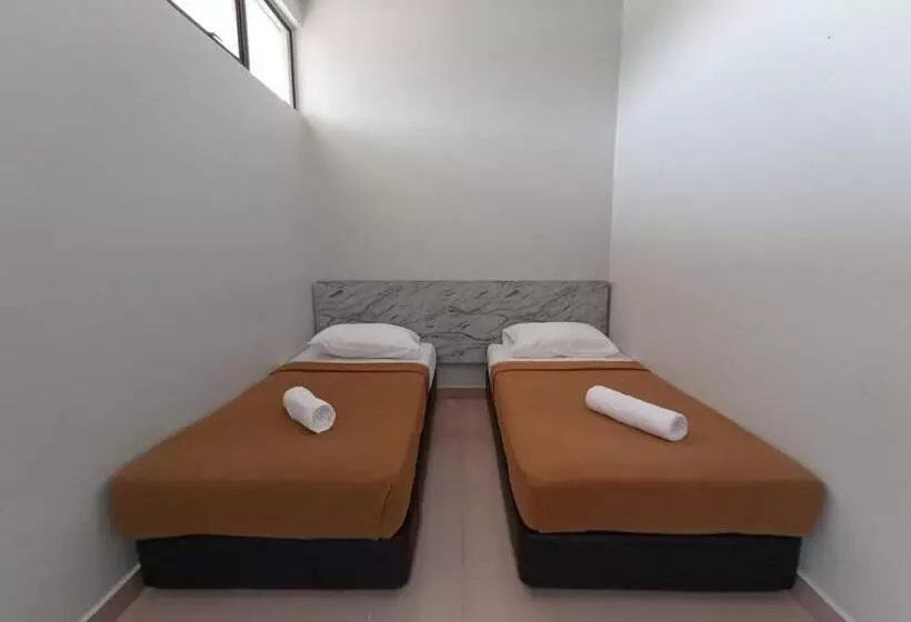 Dlayaran Hotel & Cafe