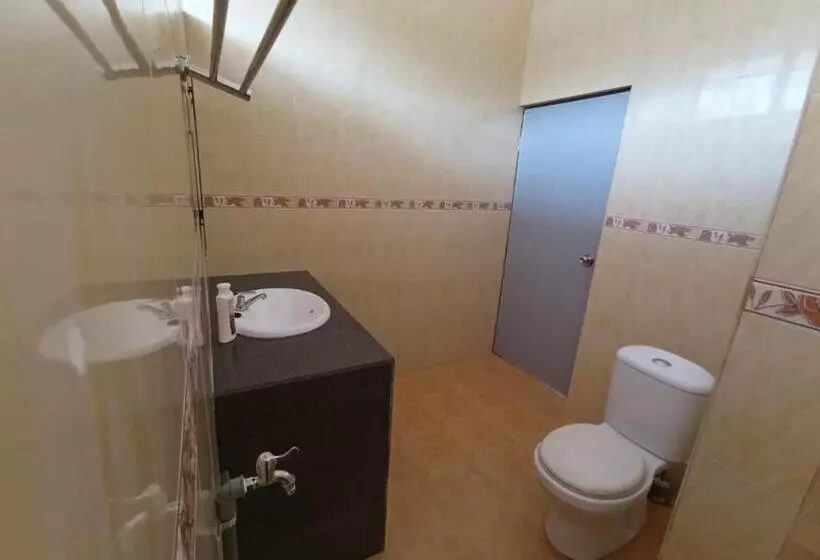 Dlayaran Hotel & Cafe