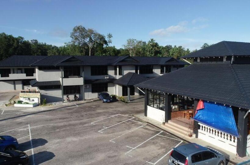 Dlayaran Hotel & Cafe