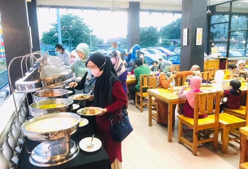 Dlayaran Hotel & Cafe