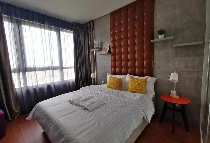 Studio Apartment With Balcony By Host Assist I City