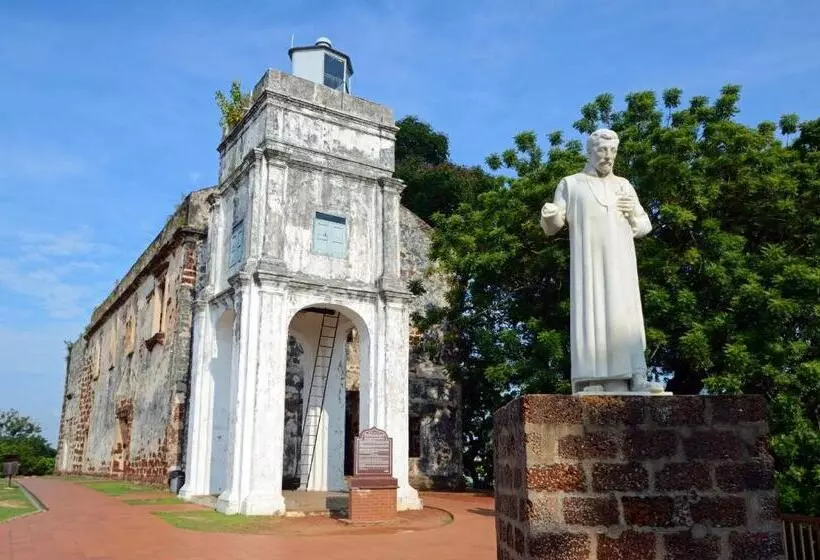 هتل Cozy Riverside