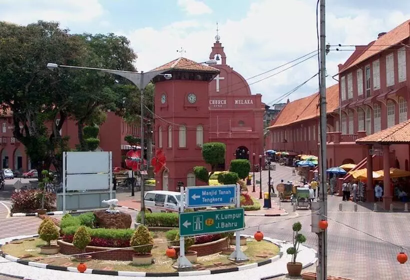 هتل Cozy Riverside