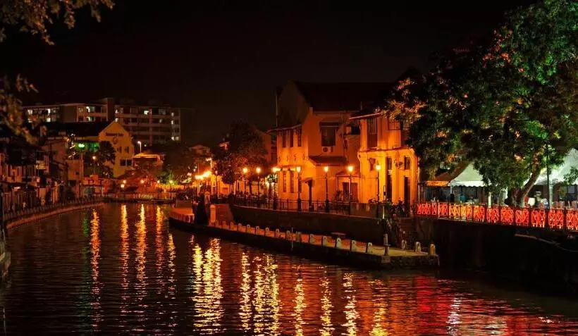 هتل Cozy Riverside