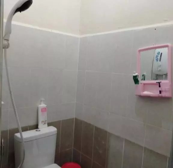 カプセルホテル Roomstay Aqilah Pasir Puteh Kelantan