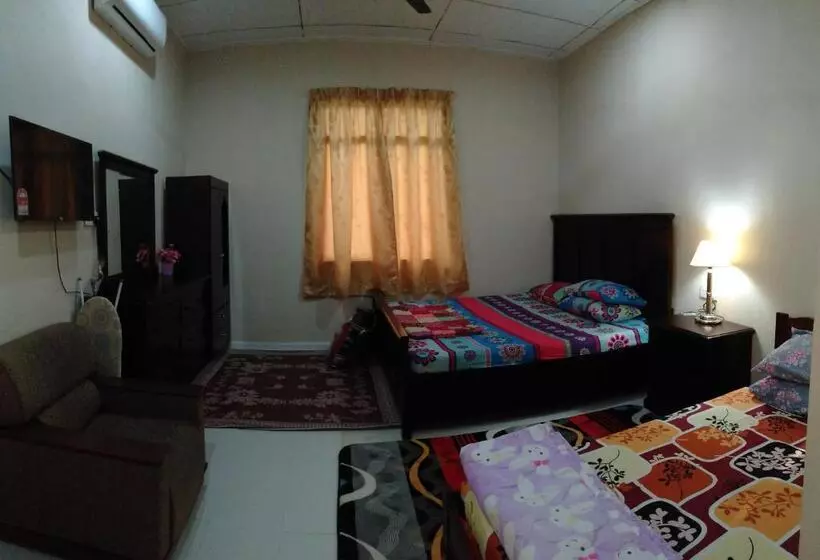 カプセルホテル Roomstay Aqilah Pasir Puteh Kelantan