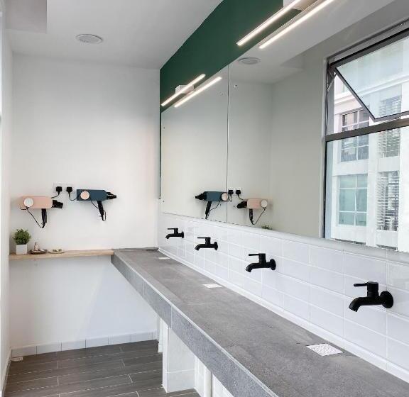 Kapsül Otel Sarang Hostel At City Centre