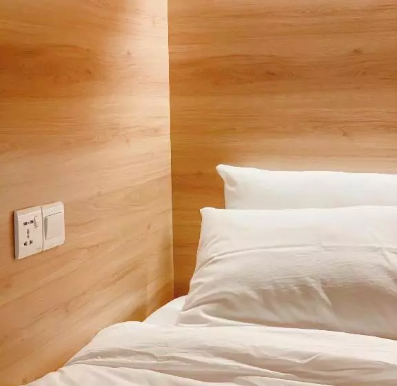 カプセルホテル Sarang Hostel At City Centre