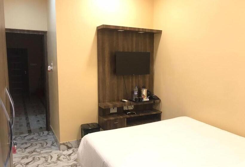 酒店 Gharana Resort !! Best Family Resort Near Kolkata With Swimming Pool !!