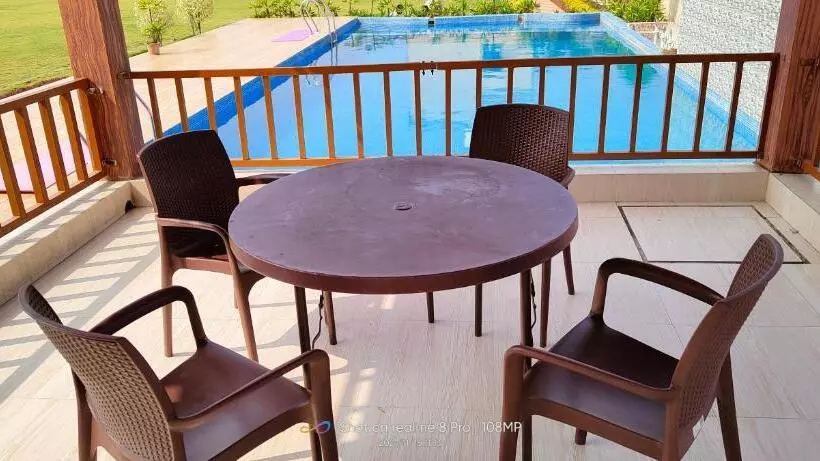 Hotelli Gharana Resort !! Best Family Resort Near Kolkata With Swimming Pool !!