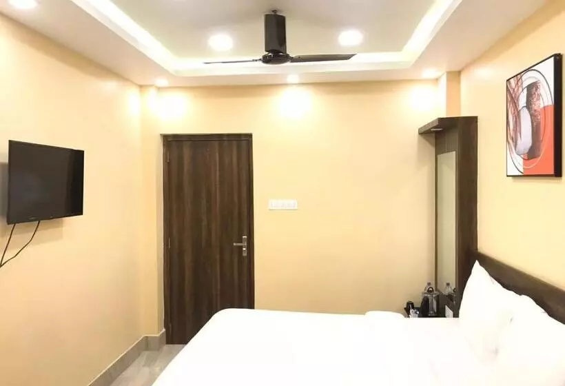 Hotelli Gharana Resort !! Best Family Resort Near Kolkata With Swimming Pool !!