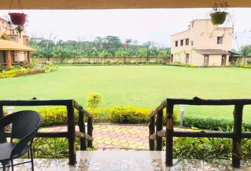 Hotelli Gharana Resort !! Best Family Resort Near Kolkata With Swimming Pool !!