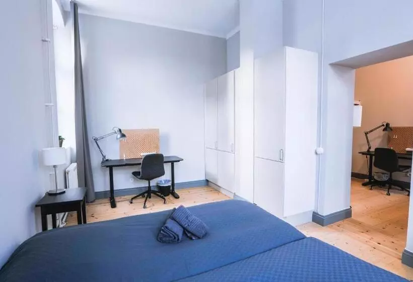 ホテル Holterman Hostel