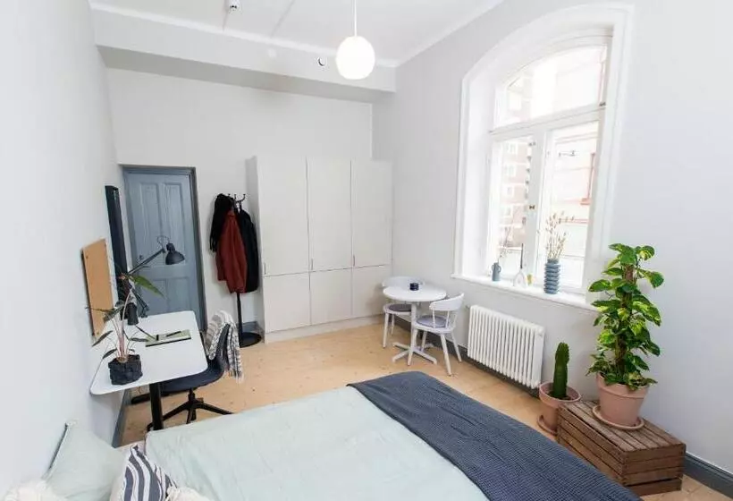 ホテル Holterman Hostel