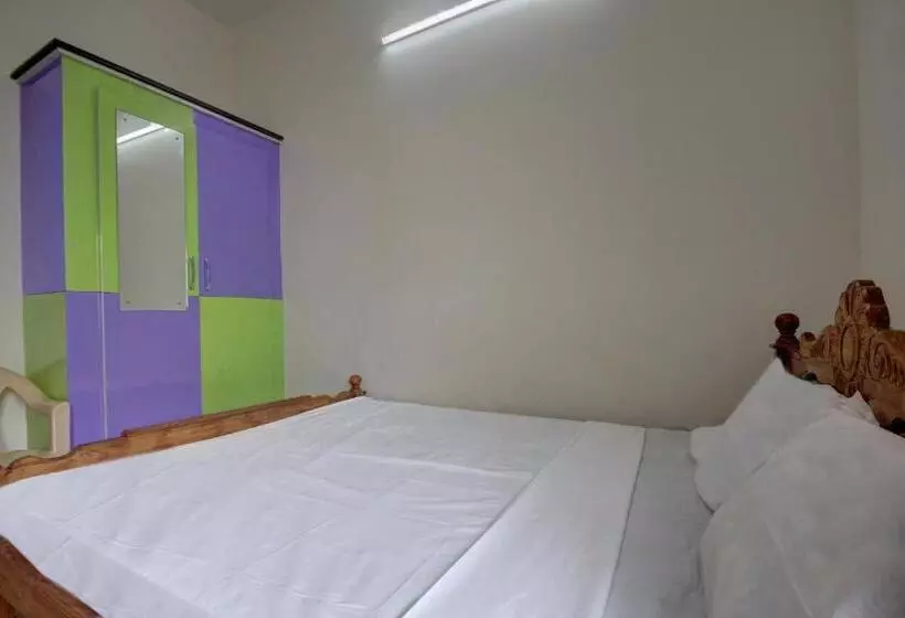 ホテル Oyo 46100 Sri Angalaparameshwari Cottage