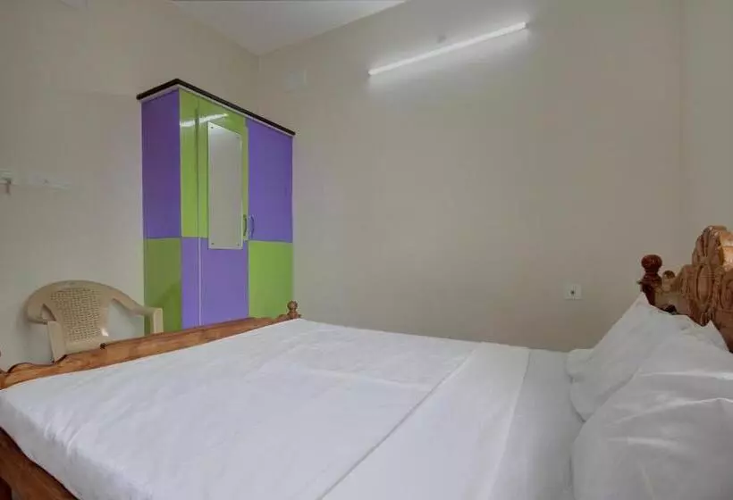 ホテル Oyo 46100 Sri Angalaparameshwari Cottage