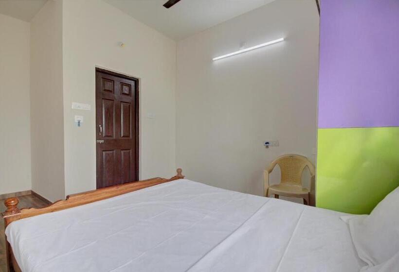 فندق Oyo 46100 Sri Angalaparameshwari Cottage
