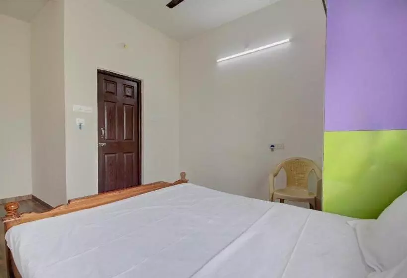 ホテル Oyo 46100 Sri Angalaparameshwari Cottage