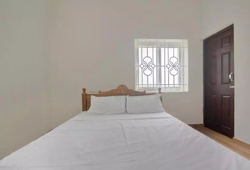 ホテル Oyo 46100 Sri Angalaparameshwari Cottage