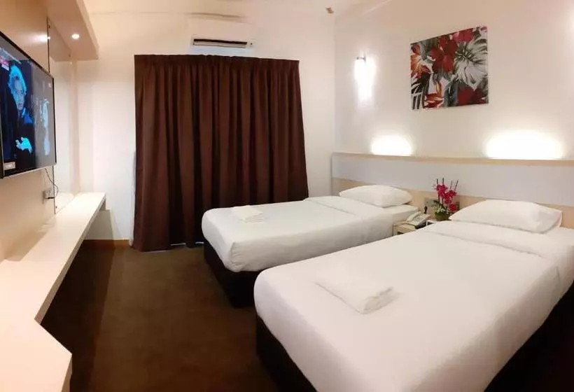 ホテル Serdang Lake View Resort