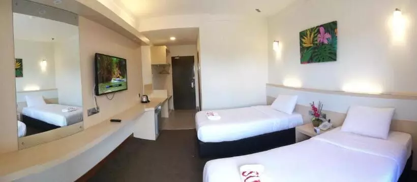 ホテル Serdang Lake View Resort