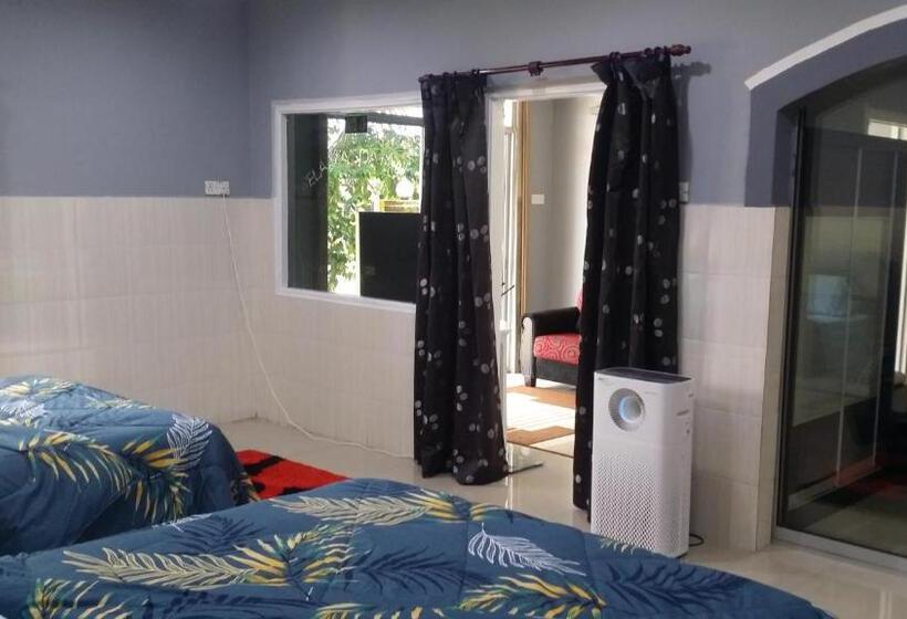 Kuntum Cottage Bed & Breakfast