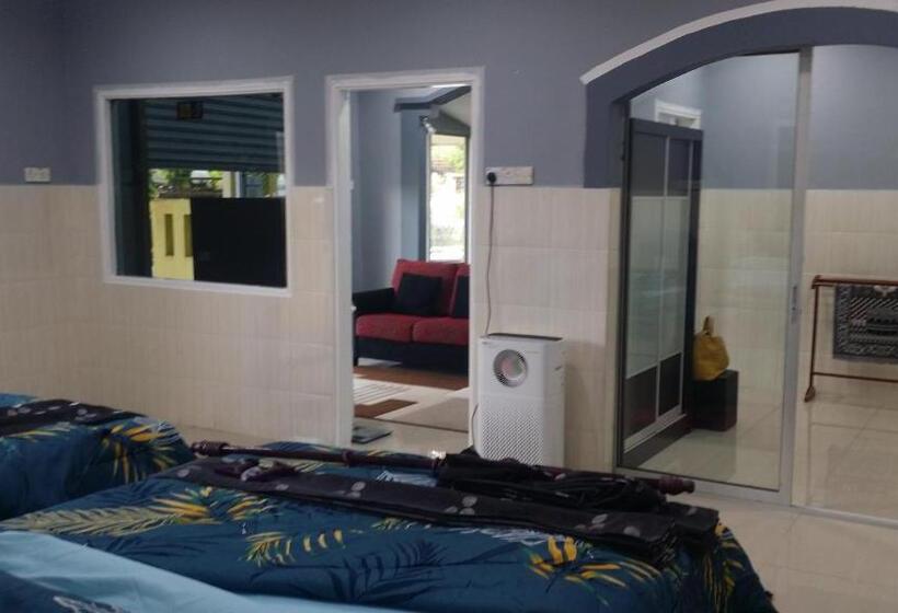 Kuntum Cottage Bed & Breakfast