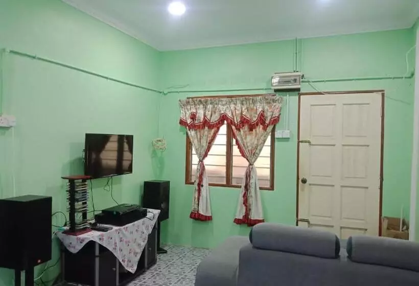 Kuntum Cottage Bed & Breakfast