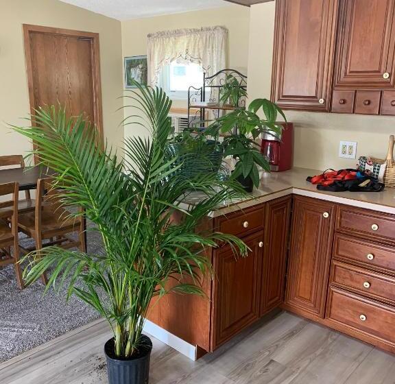 فندق على الطريق Hometown Inn