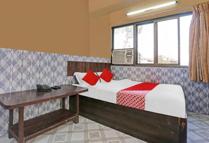 Oyo Flagship Hotel Pakeeza