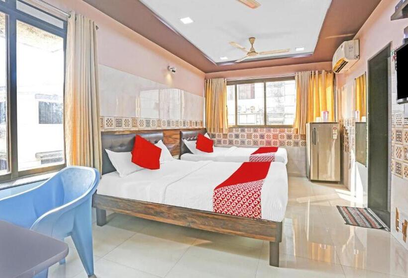 Oyo Flagship Hotel Pakeeza