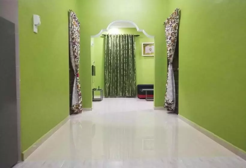 Majatalo Homestay Damai Yusmila