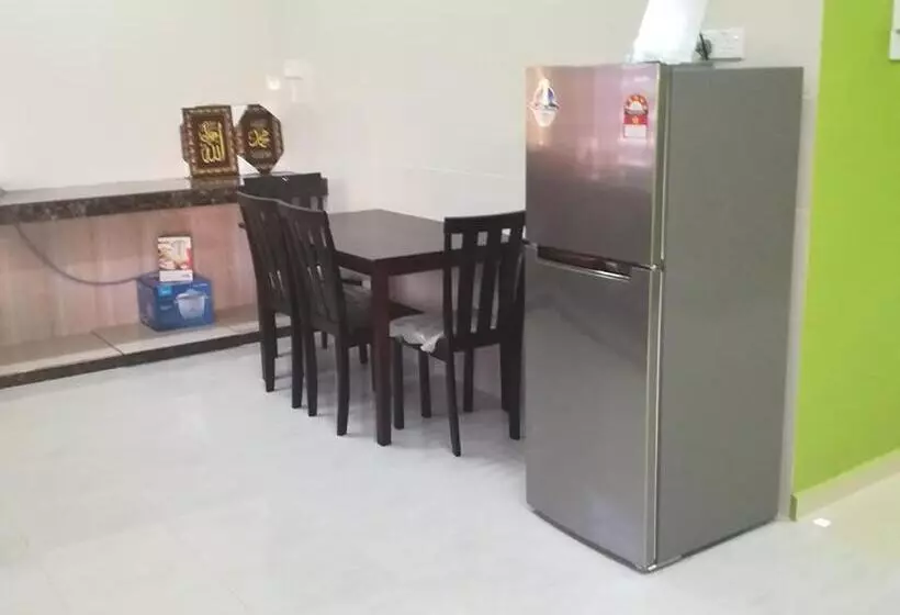 Majatalo Homestay Damai Yusmila