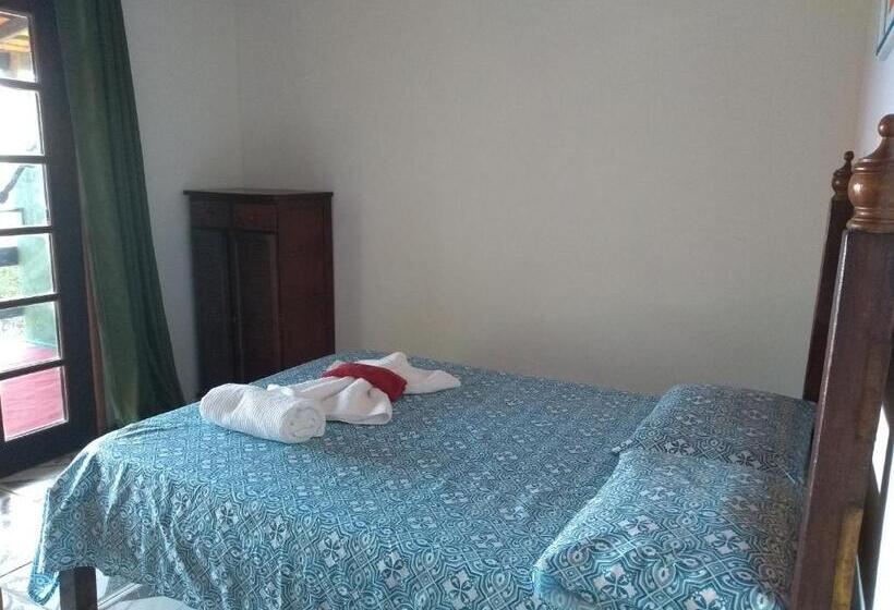 هاستل Pousada Popeye