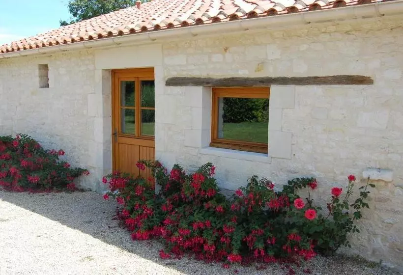ベッドアンドブレックファースト Chambres D Hôtes Les Tilleuls