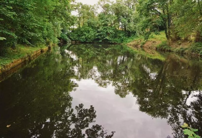 Aamiaismajoitus (B&B) Gîtes Les Demeures De Valette