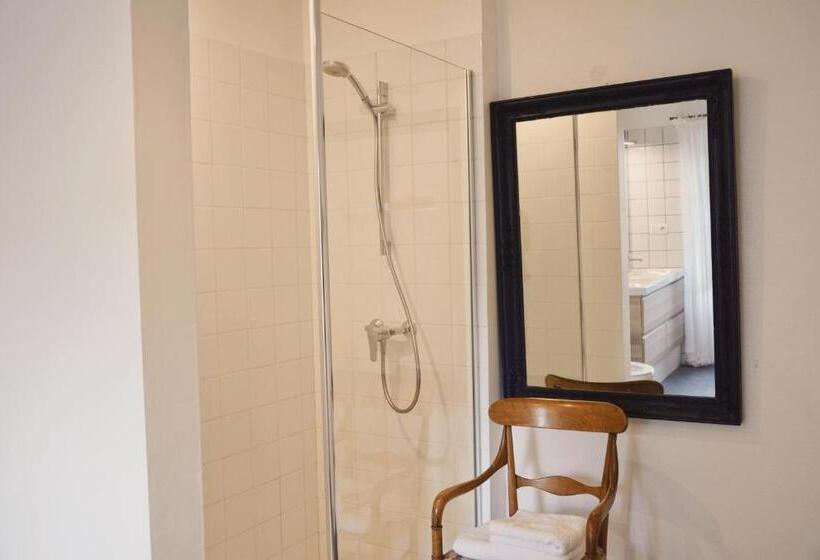 مبيت وإفطار Gîtes Les Demeures De Valette