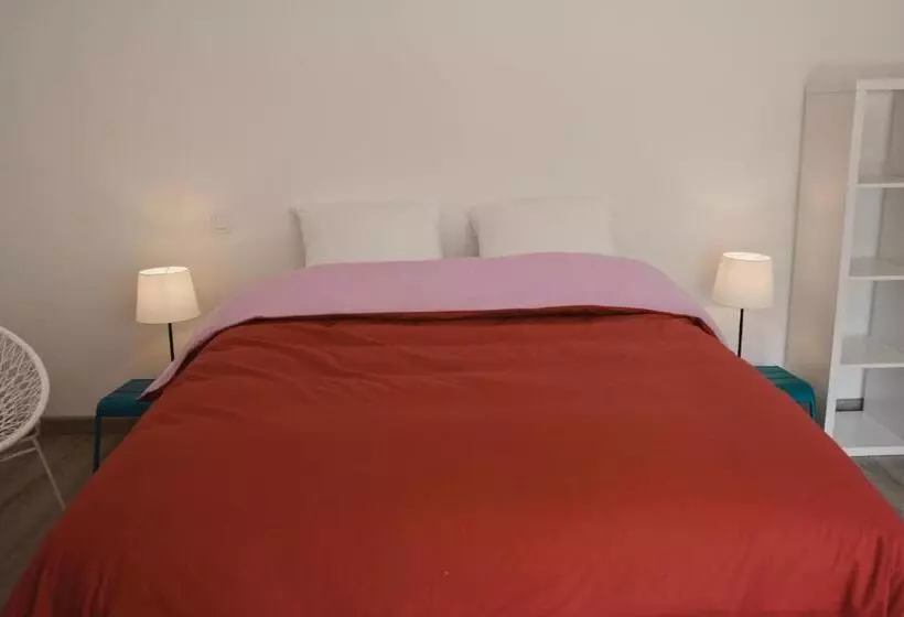 Aamiaismajoitus (B&B) Gîtes Les Demeures De Valette